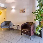 מלון Lyon Saint-bonnet Mi-plaine