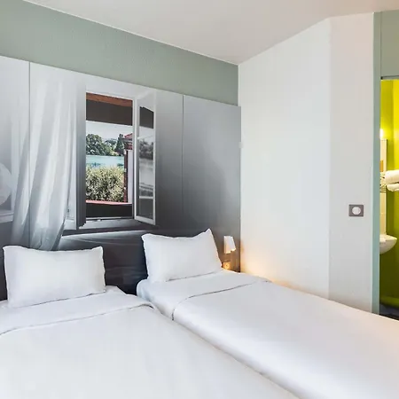 Hotel Lyon Saint-bonnet Mi-plaine