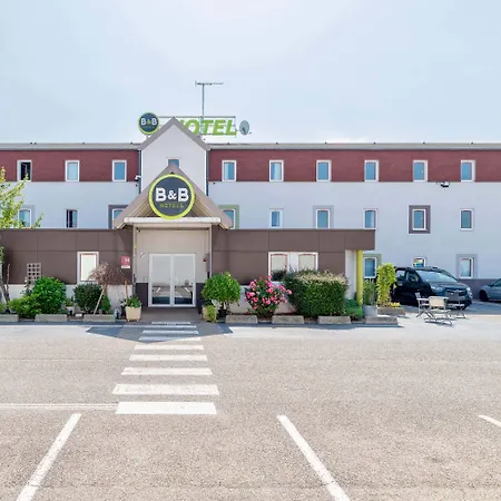 Lyon Saint-bonnet Mi-plaine Hotel