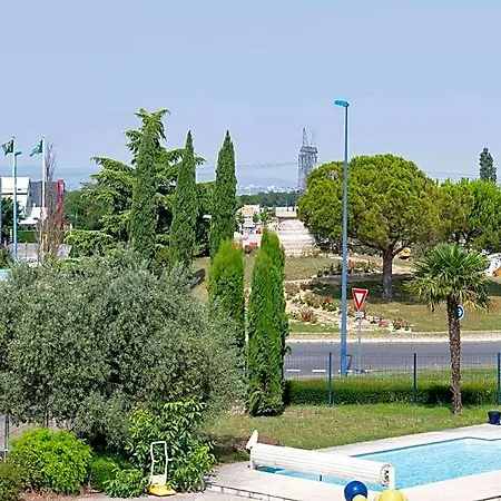 מלון Lyon Saint-bonnet Mi-plaine